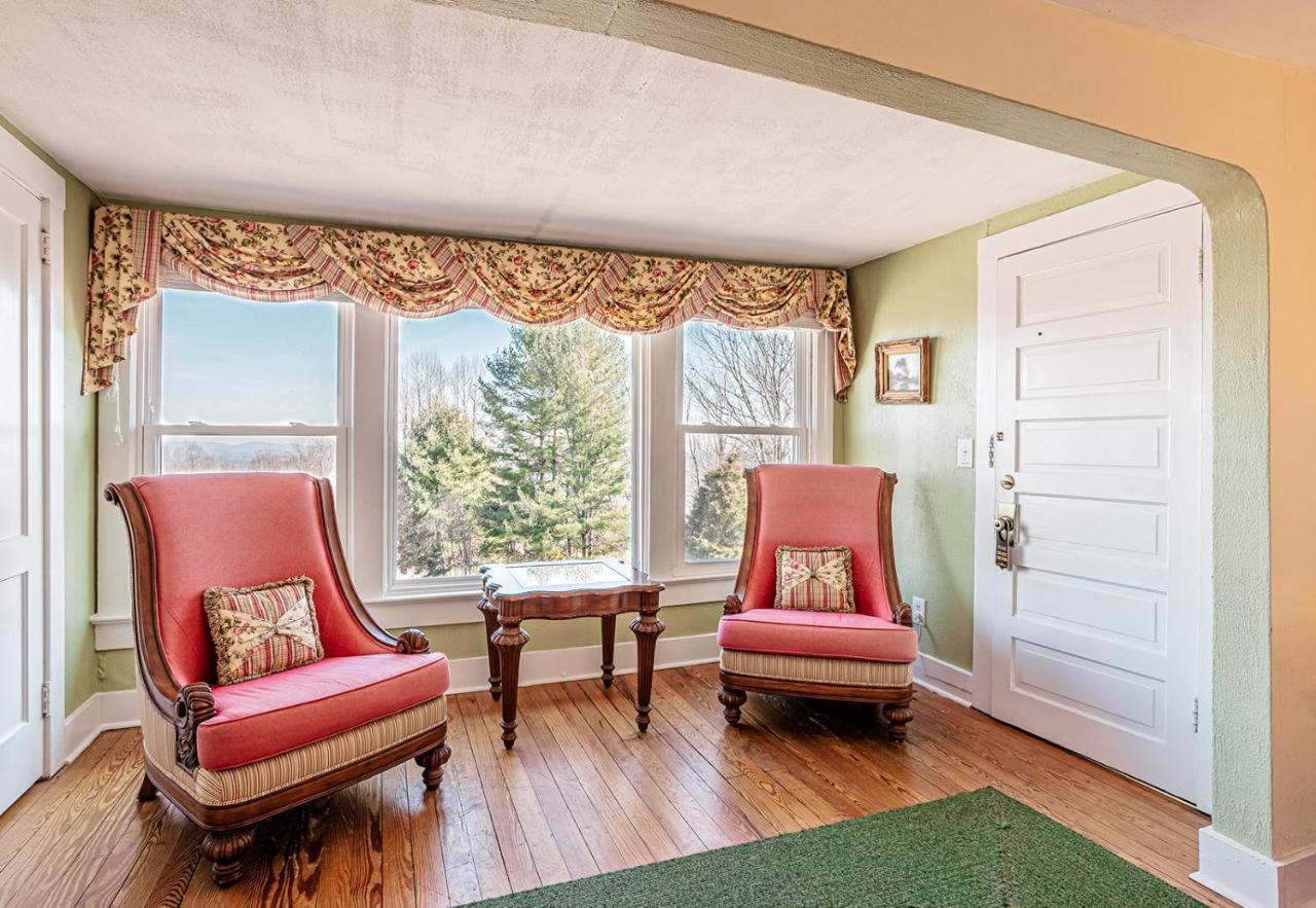 Echo Mountain Inn Hendersonville Εξωτερικό φωτογραφία