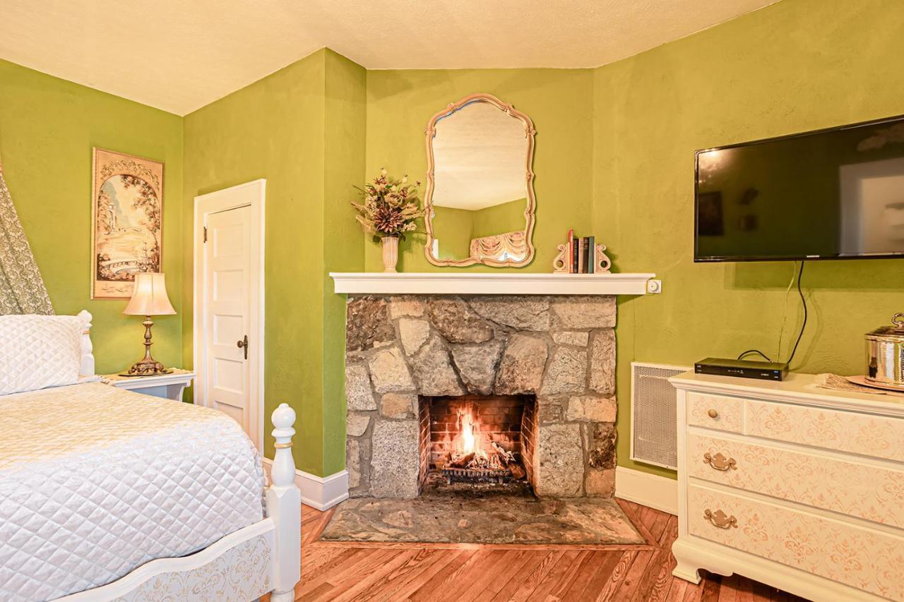 Echo Mountain Inn Hendersonville Εξωτερικό φωτογραφία