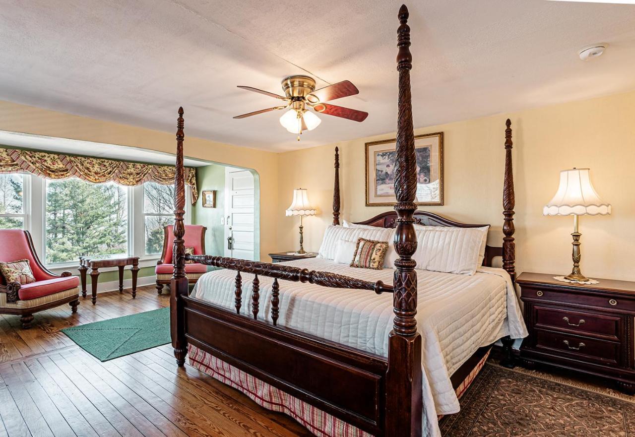 Echo Mountain Inn Hendersonville Εξωτερικό φωτογραφία