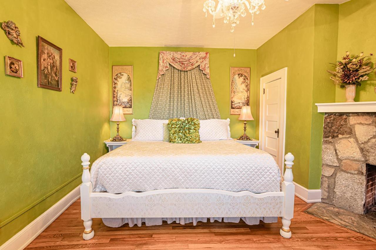 Echo Mountain Inn Hendersonville Εξωτερικό φωτογραφία