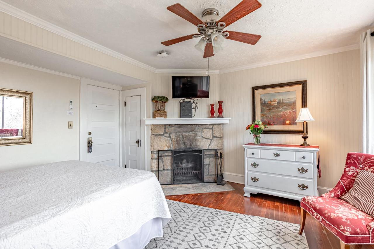 Echo Mountain Inn Hendersonville Εξωτερικό φωτογραφία