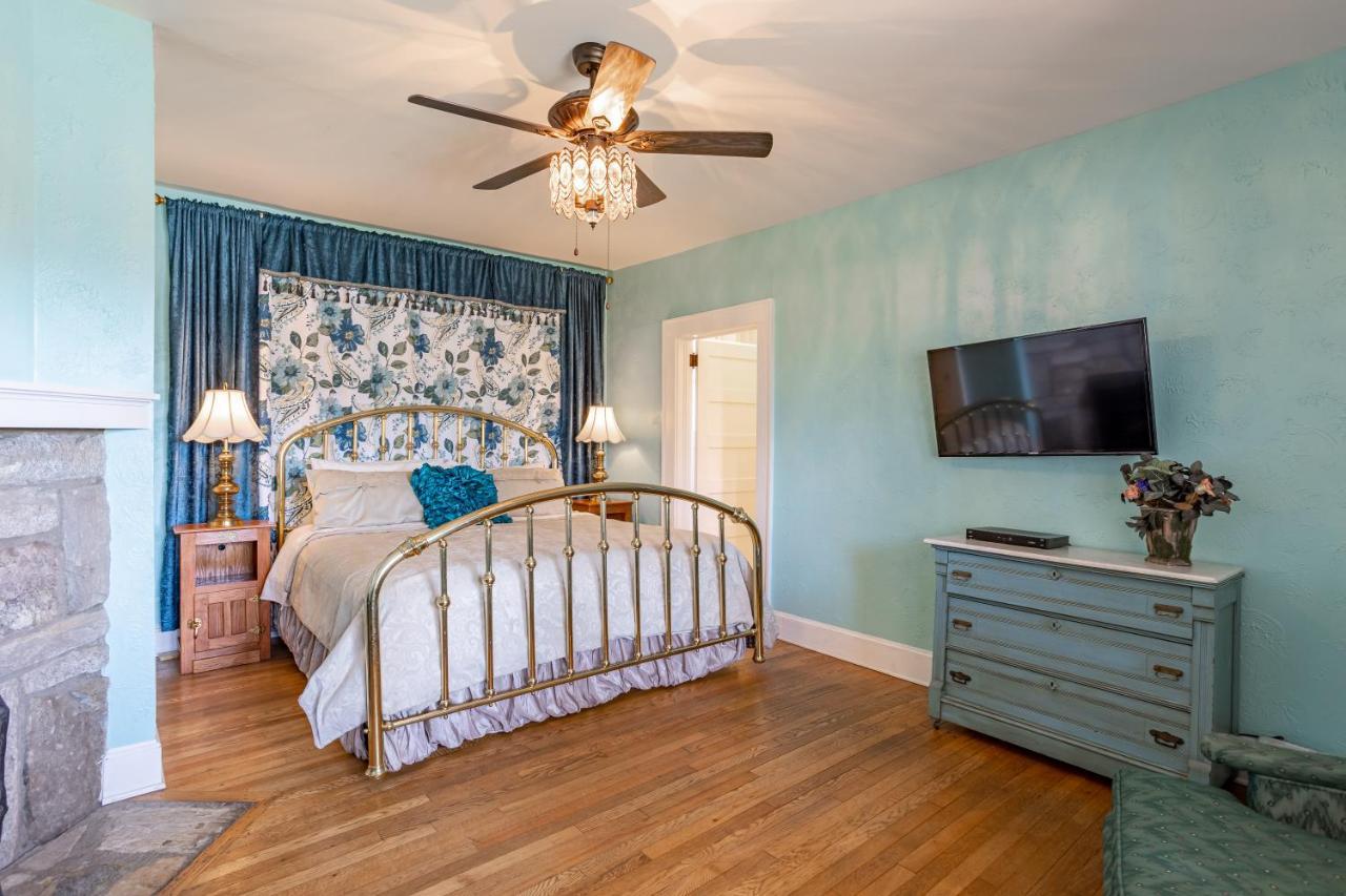 Echo Mountain Inn Hendersonville Εξωτερικό φωτογραφία