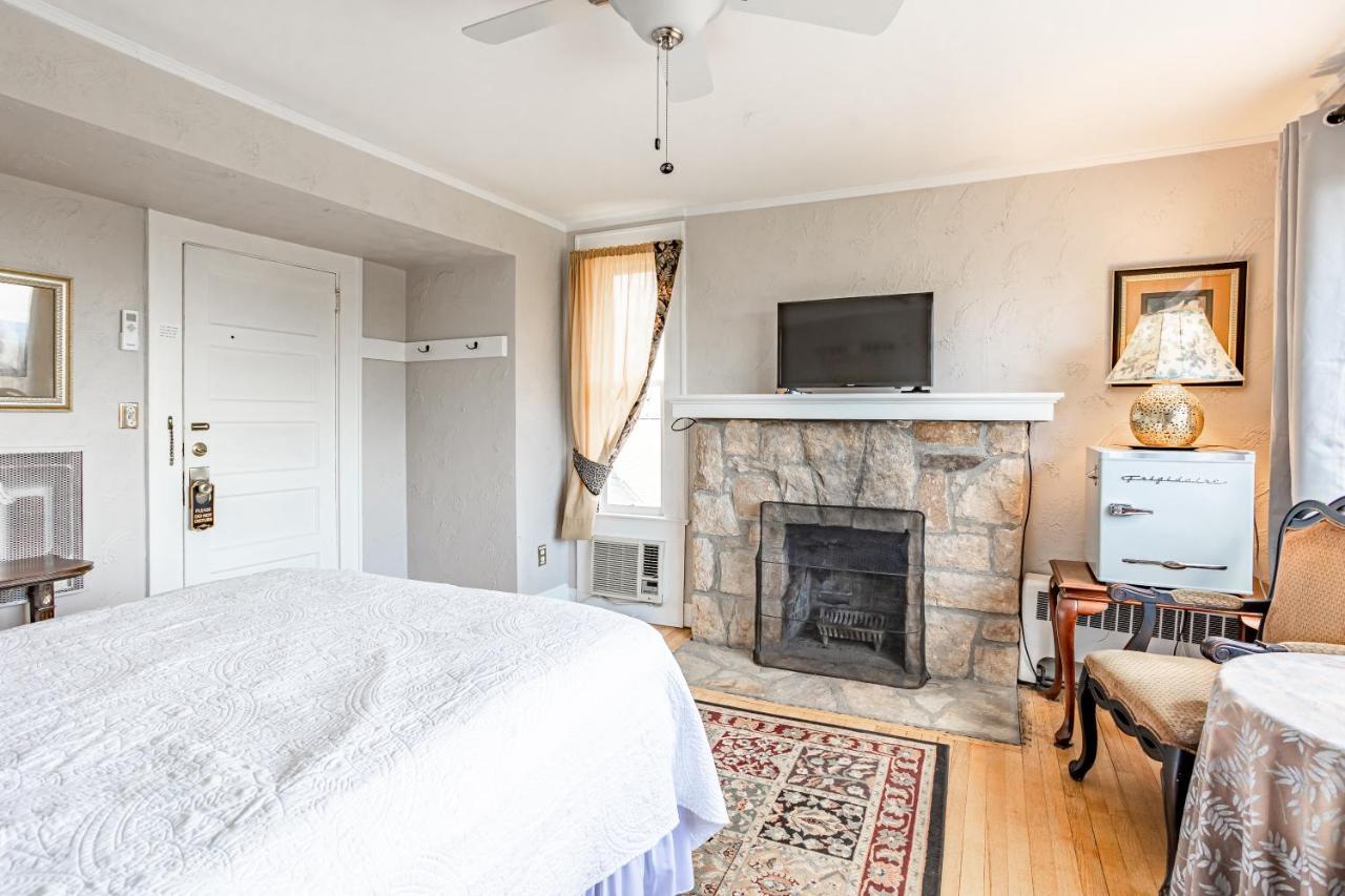 Echo Mountain Inn Hendersonville Εξωτερικό φωτογραφία