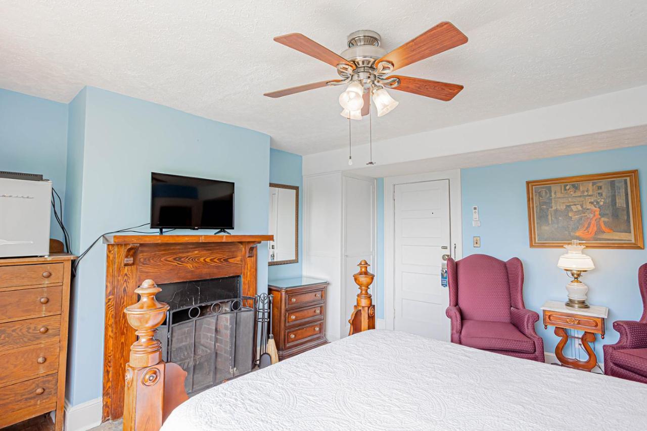 Echo Mountain Inn Hendersonville Εξωτερικό φωτογραφία
